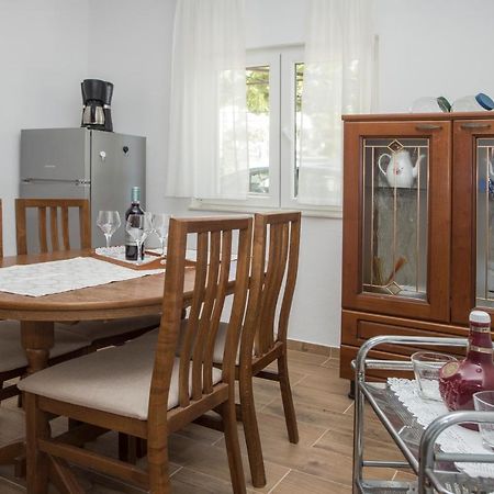 Situs Katarina Apartment Трогир Екстериор снимка