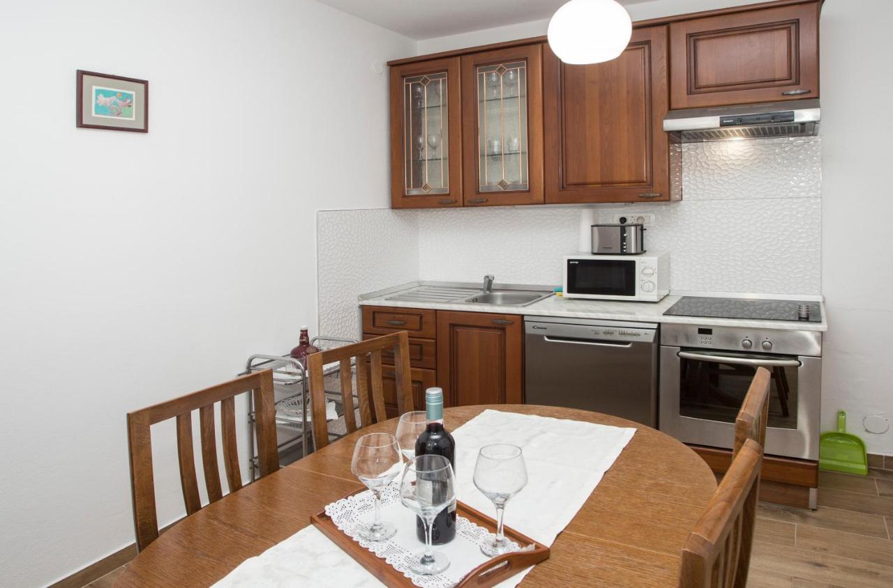 Situs Katarina Apartment Трогир Екстериор снимка