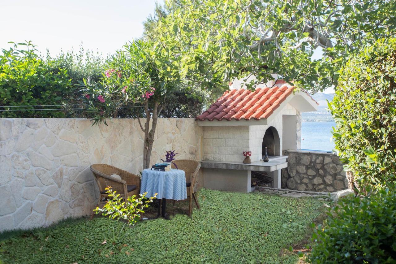 Situs Katarina Apartment Трогир Екстериор снимка