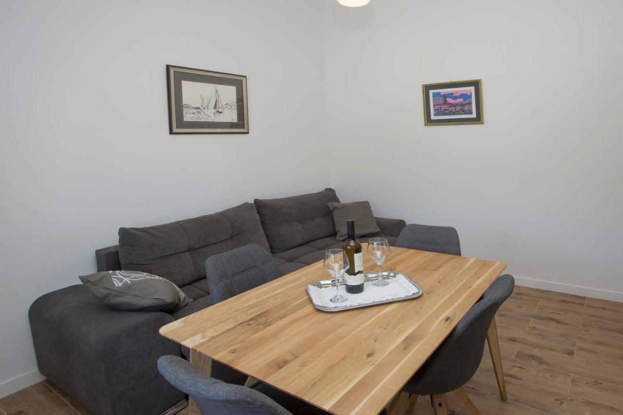 Situs Katarina Apartment Трогир Екстериор снимка