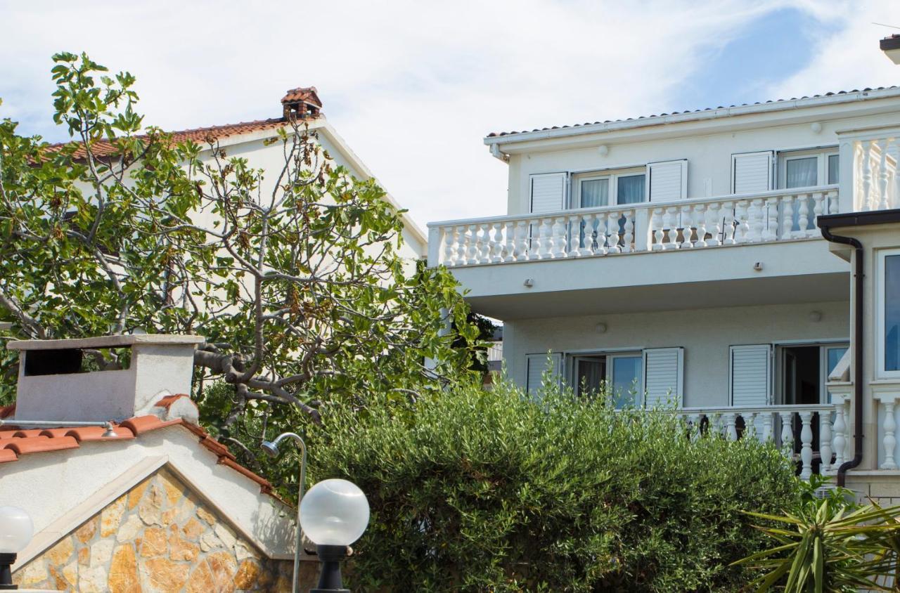 Situs Katarina Apartment Трогир Екстериор снимка